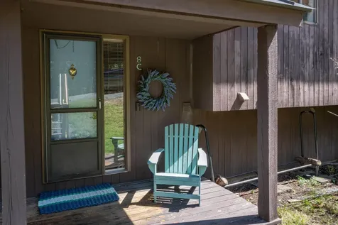 383 Old Quechee Road Hartford VT 05059