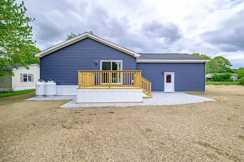 5 Easter Lane Rochester NH 03868