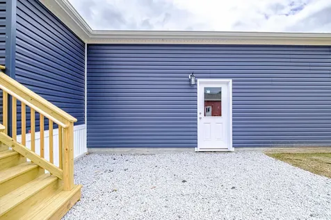 5 Easter Lane Rochester NH 03868