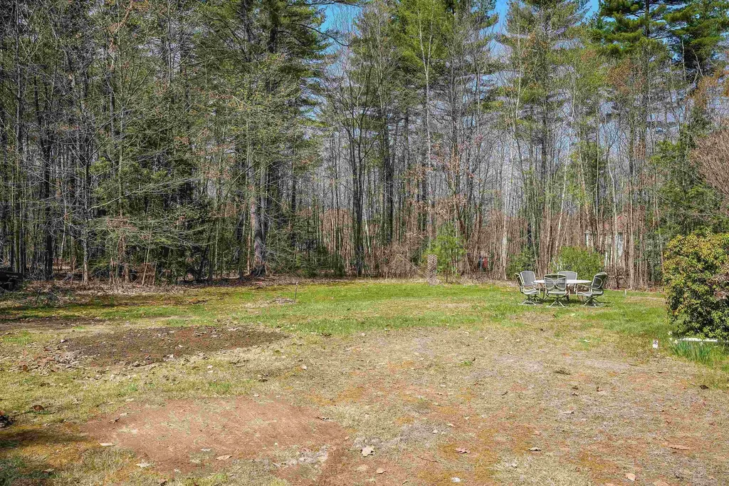 21 Old Fort Lane Dunbarton NH 03046