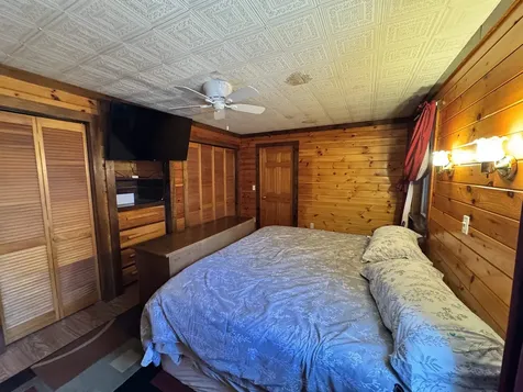 65 Peachtree Lane Hartford VT 05001