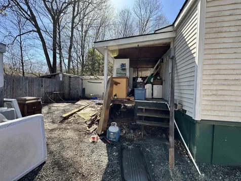 65 Peachtree Lane Hartford VT 05001