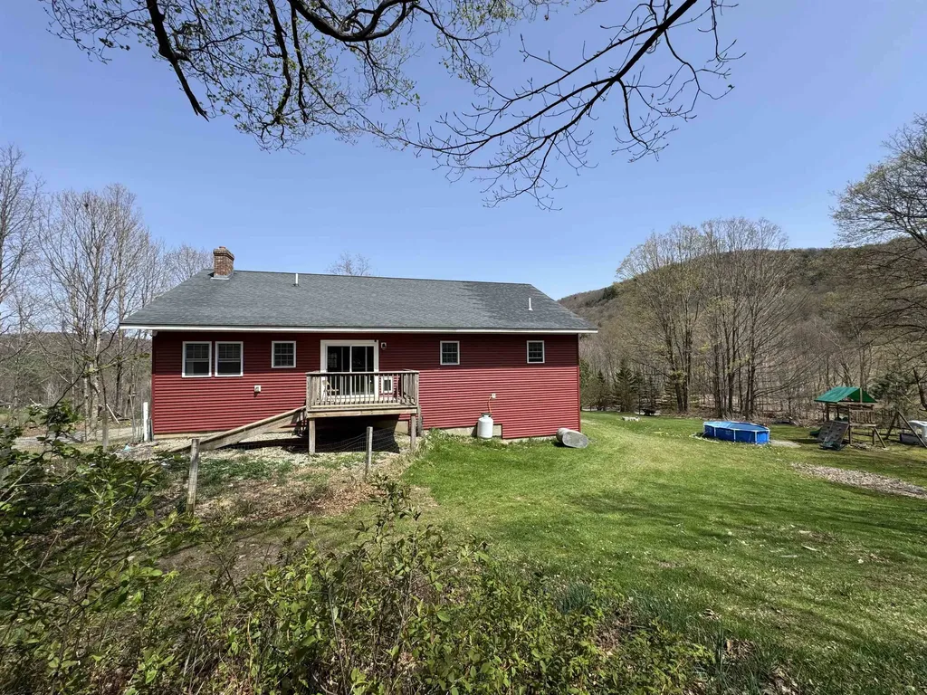83 Daisy Hollow Road Middletown Springs VT 05757