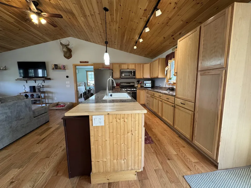 83 Daisy Hollow Road Middletown Springs VT 05757