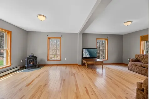 83 Notch Road Middlesex VT 05602