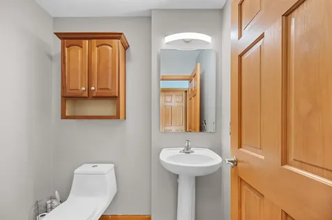 83 Notch Road Middlesex VT 05602