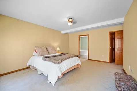 83 Notch Road Middlesex VT 05602