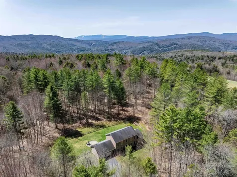 83 Notch Road Middlesex VT 05602