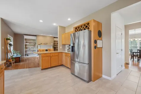 16 Hunter Mill Way Londonderry NH 03053