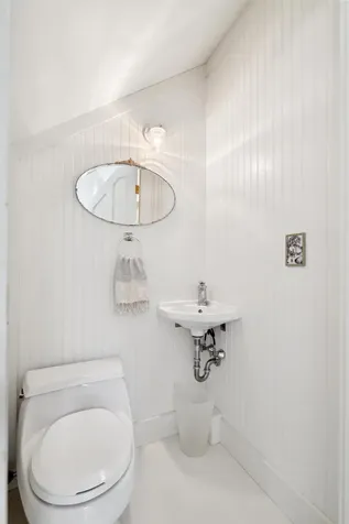 11 College Hill Road Woodstock VT 05091