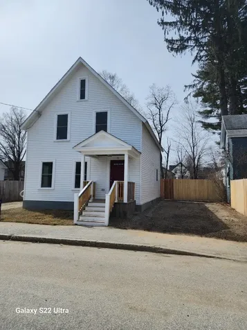 32 Central Street Hillsborough NH 03244