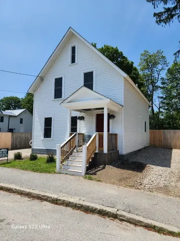 32 Central Street Hillsborough NH 03244