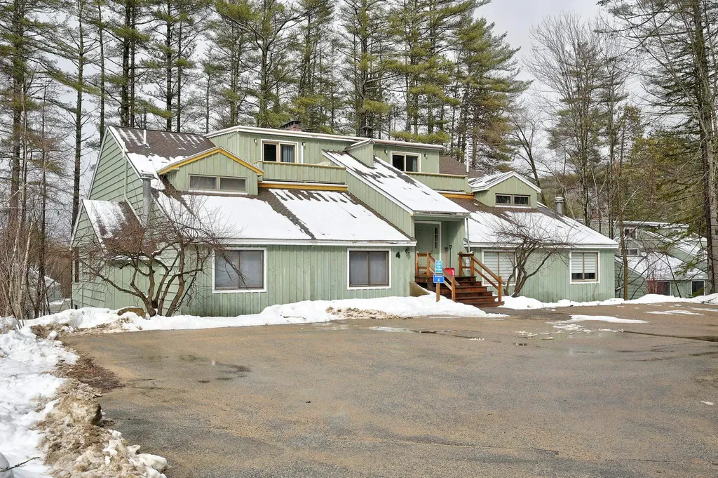 4d Seasons At Attitash Road Bartlett NH 03812