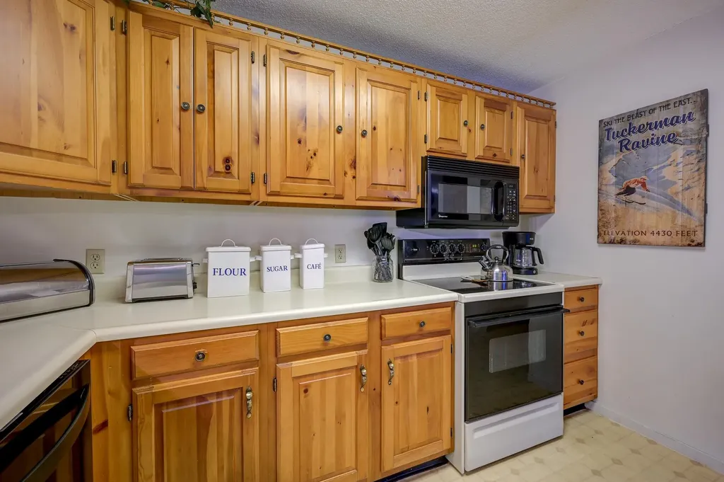 4D Seasons At Attitash Road Bartlett NH 03812