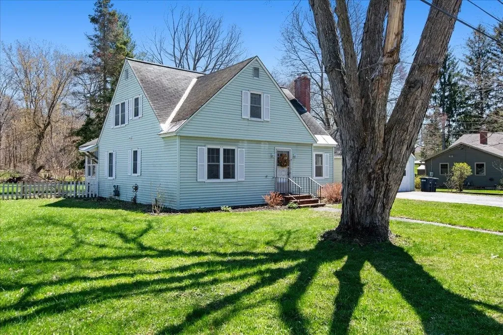 7 Quintin Court St. Albans City VT 05478