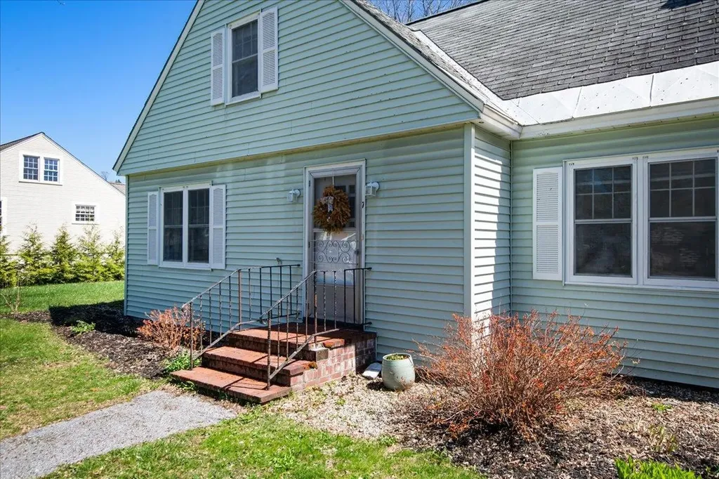 7 Quintin Court St. Albans City VT 05478