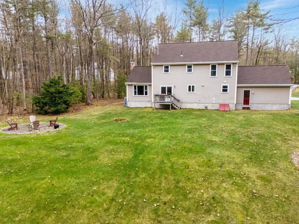 17 Mosher Drive Brookline NH 03033