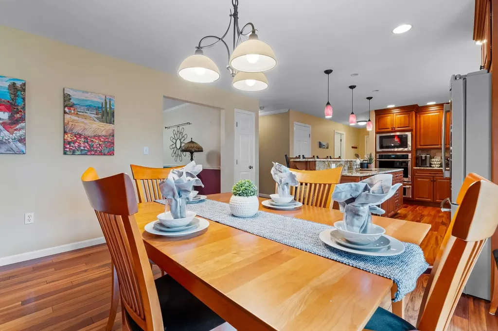 17 Mosher Drive Brookline NH 03033