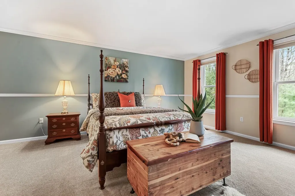 17 Mosher Drive Brookline NH 03033
