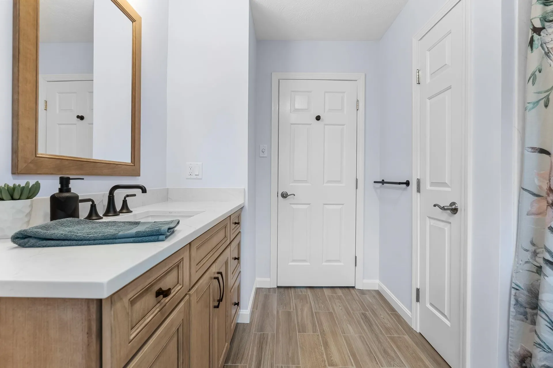 17 Mosher Drive Brookline NH 03033