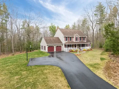 17 Mosher Drive Brookline NH 03033