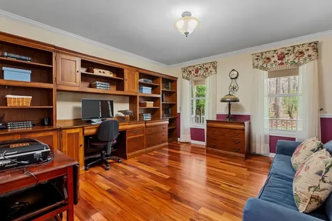 17 Mosher Drive Brookline NH 03033