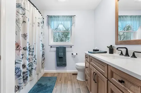 17 Mosher Drive Brookline NH 03033