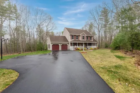 17 Mosher Drive Brookline NH 03033