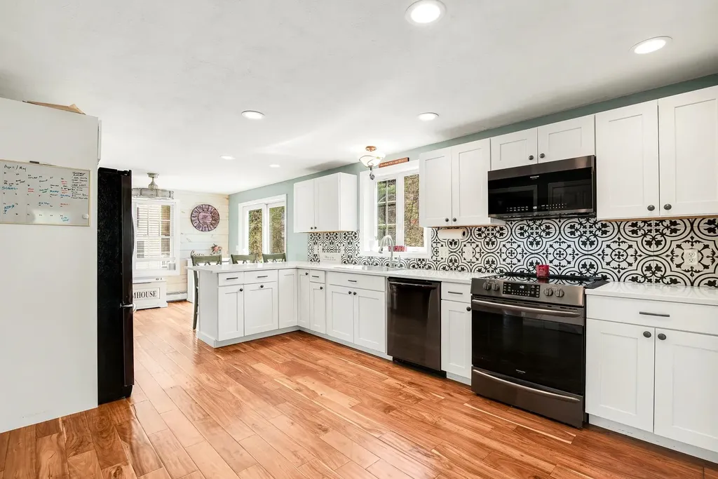 42 Taylor Road Dover NH 03820