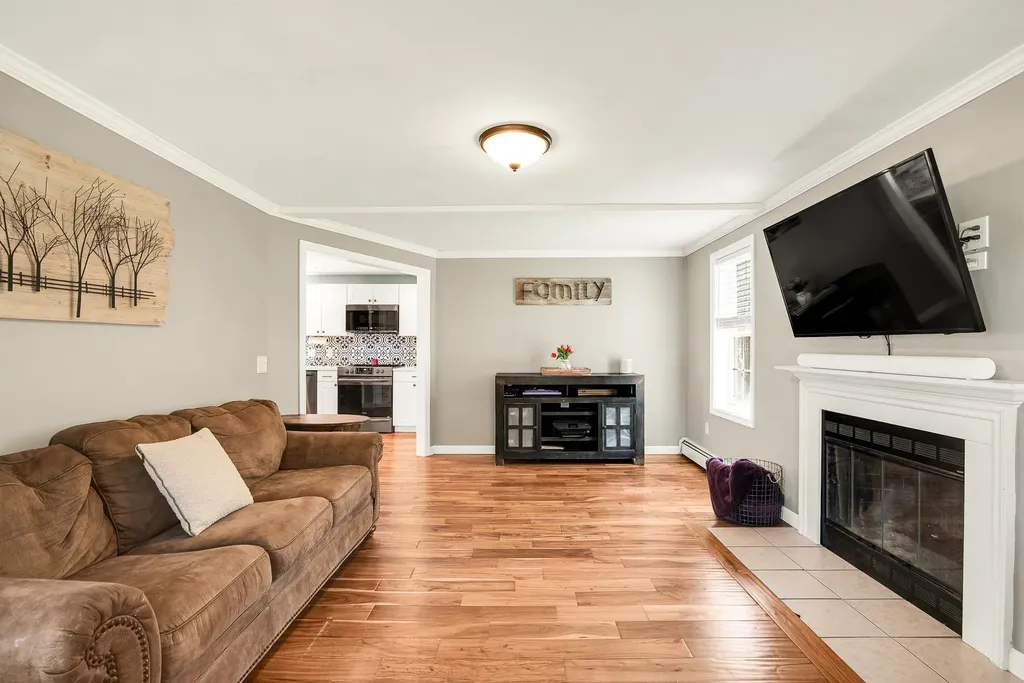 42 Taylor Road Dover NH 03820