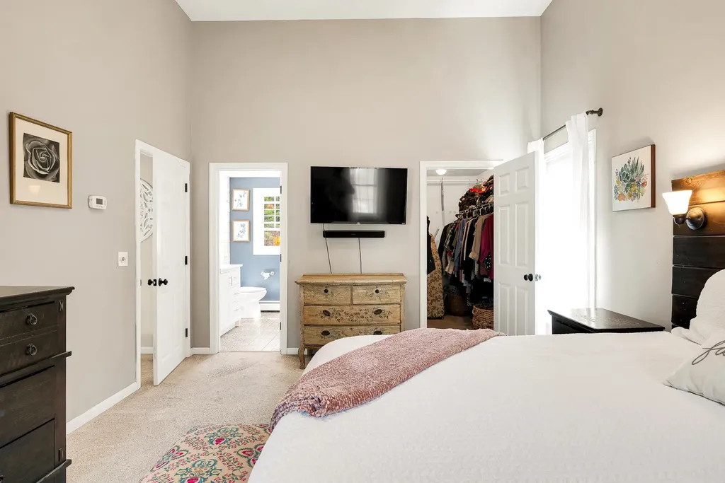 42 Taylor Road Dover NH 03820