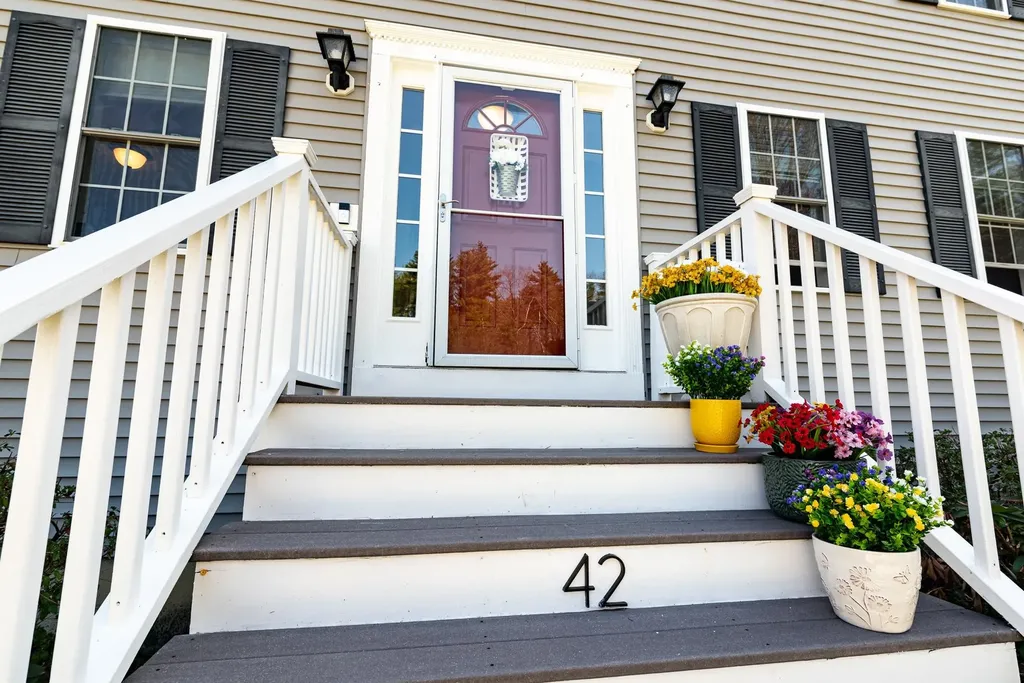 42 Taylor Road Dover NH 03820