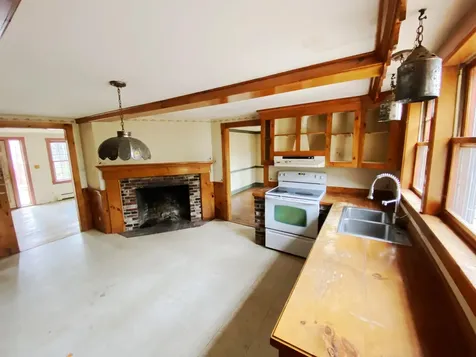 110 Pearson Hill Road Webster NH 03303
