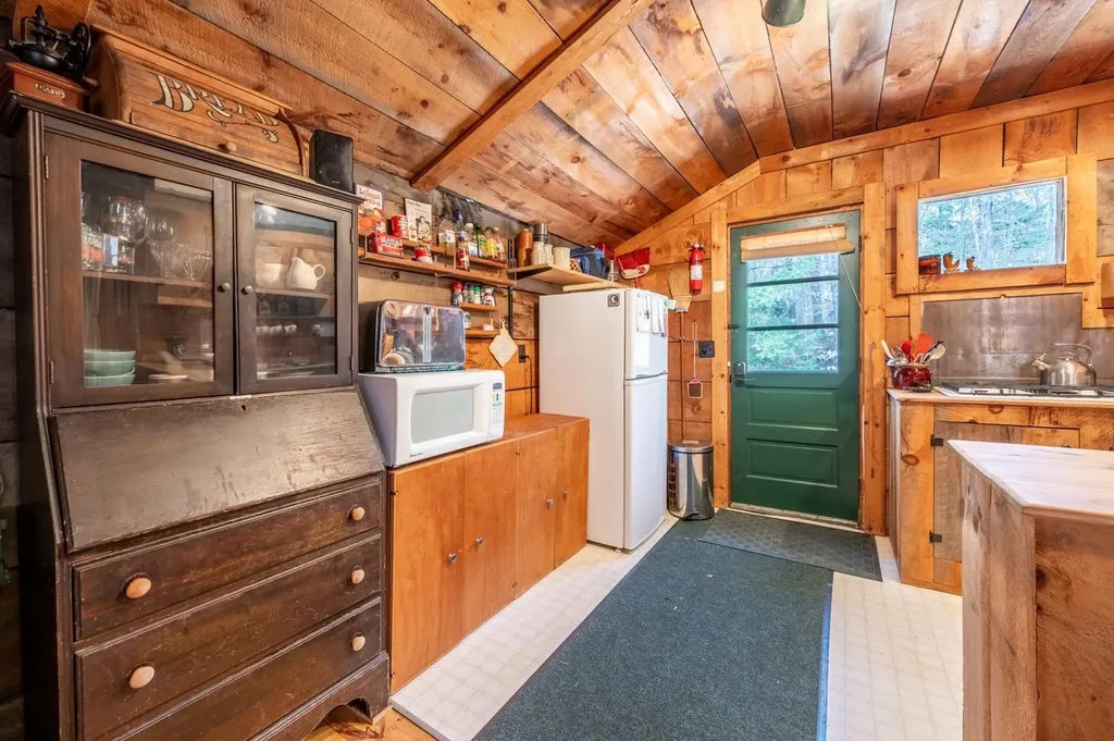 292 Baker Road Sutton NH 03260