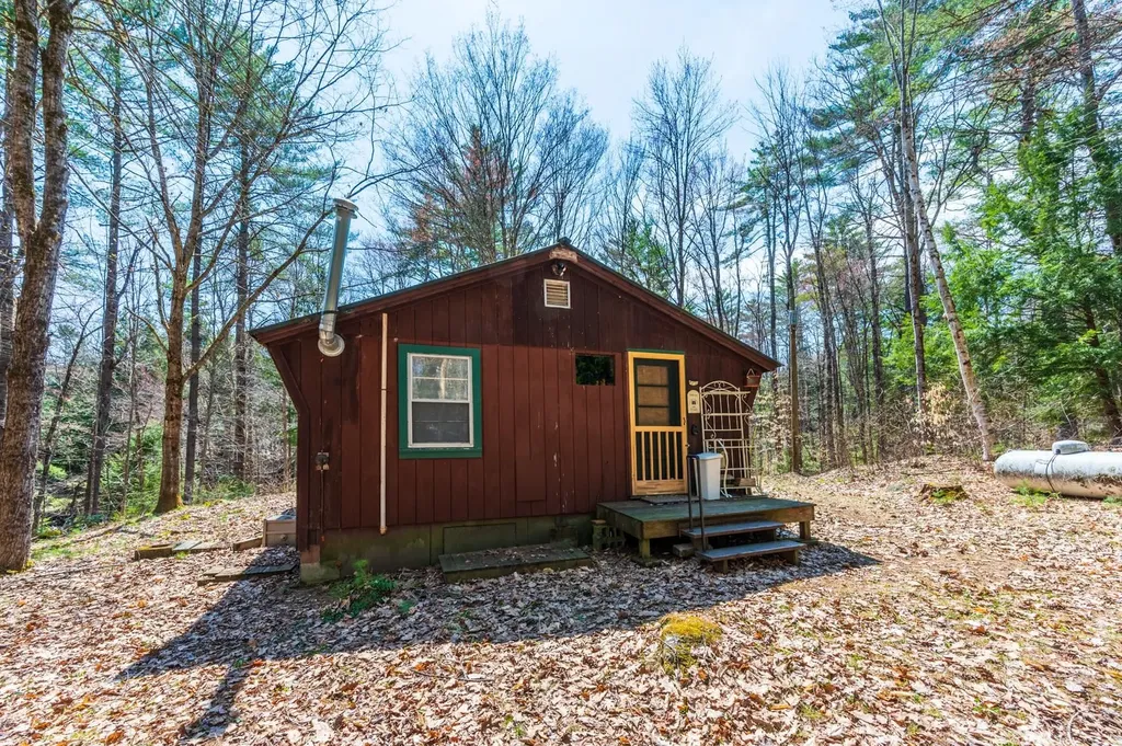 292 Baker Road Sutton NH 03260