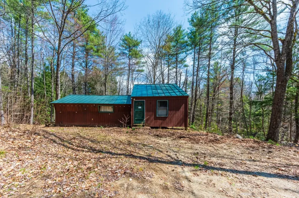 292 Baker Road Sutton NH 03260