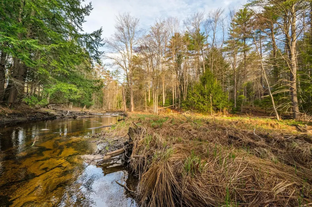 292 Baker Road Sutton NH 03260