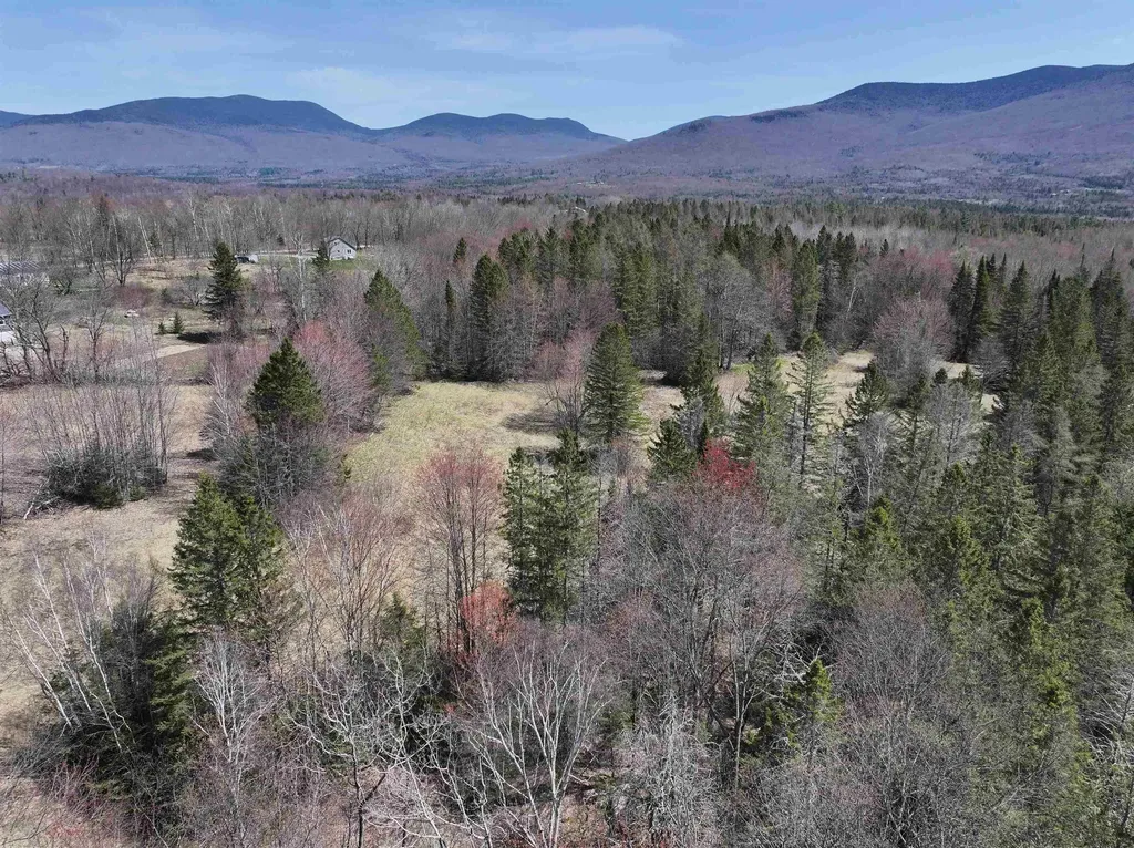 435 North Road Lancaster NH 03584