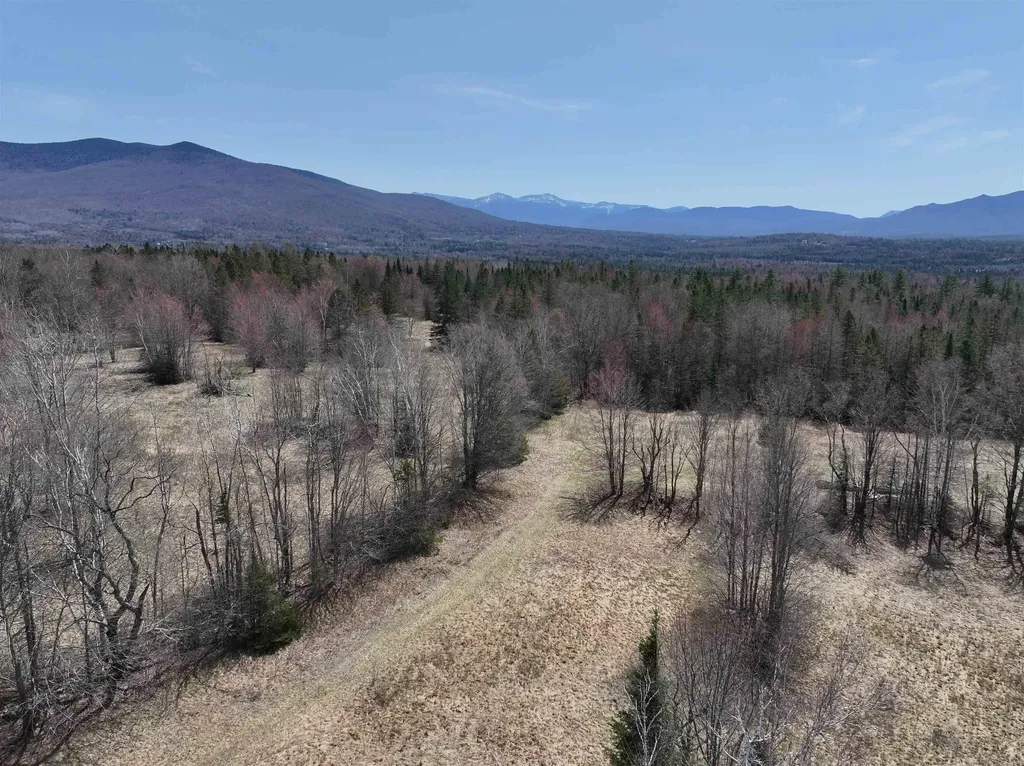 435 North Road Lancaster NH 03584