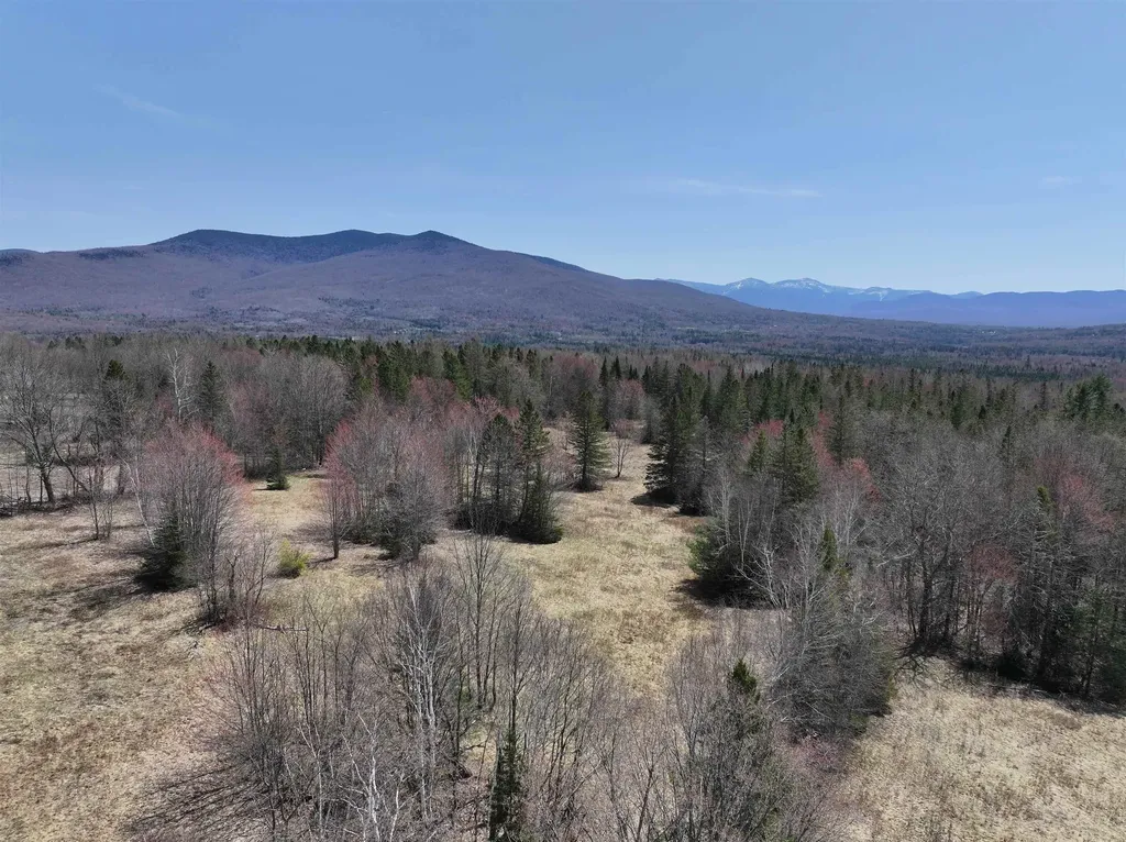 435 North Road Lancaster NH 03584