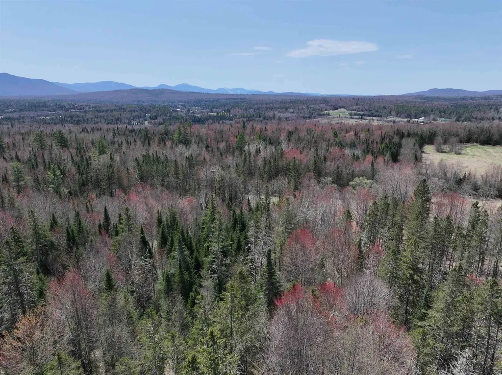 435 North Road Lancaster NH 03584