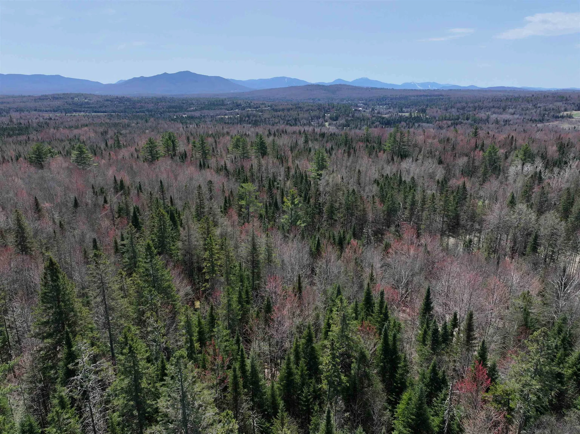 435 North Road Lancaster NH 03584