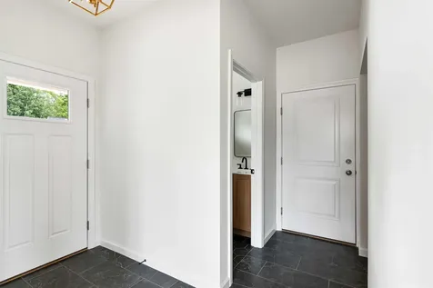 16l Dogwood Circle Milton VT 05468