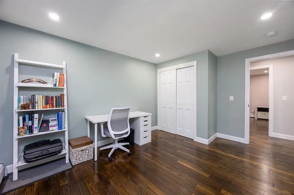 32 Valleyview Drive Merrimack NH 03054