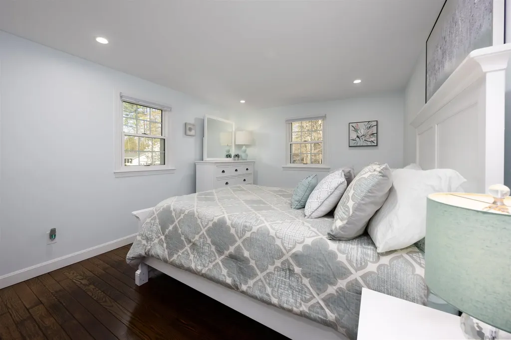 32 Valleyview Drive Merrimack NH 03054