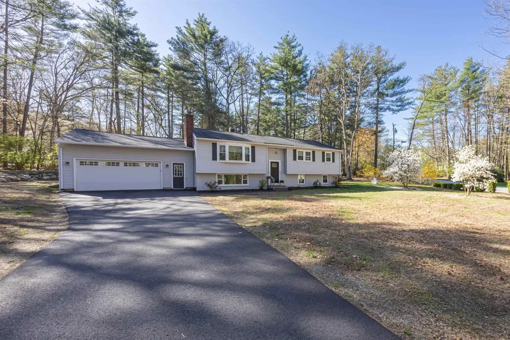 32 Valleyview Drive Merrimack NH 03054