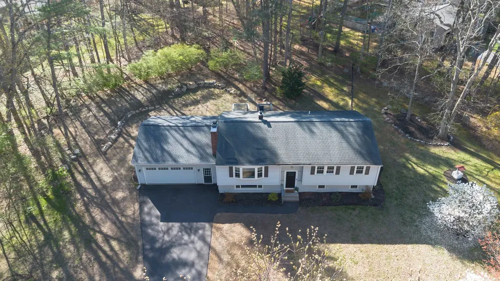 32 Valleyview Drive Merrimack NH 03054