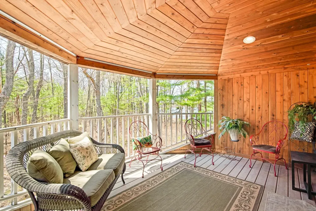 55 Clearwater Drive Dover NH 03820