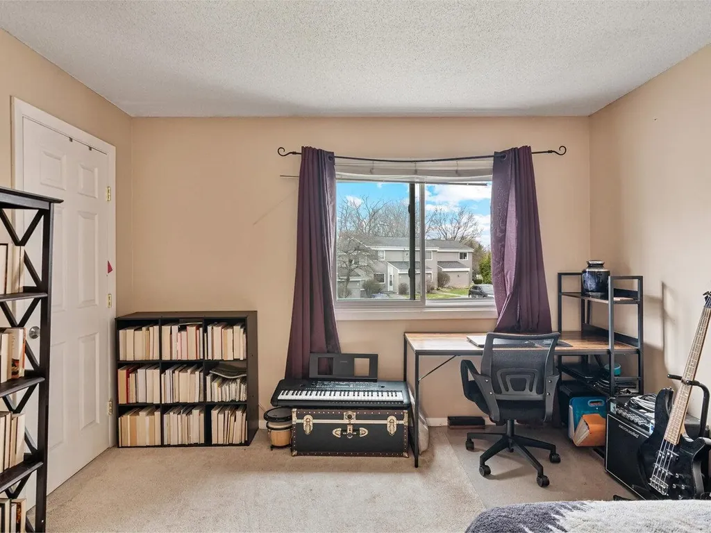 R4 Grandview Drive South Burlington VT 05403