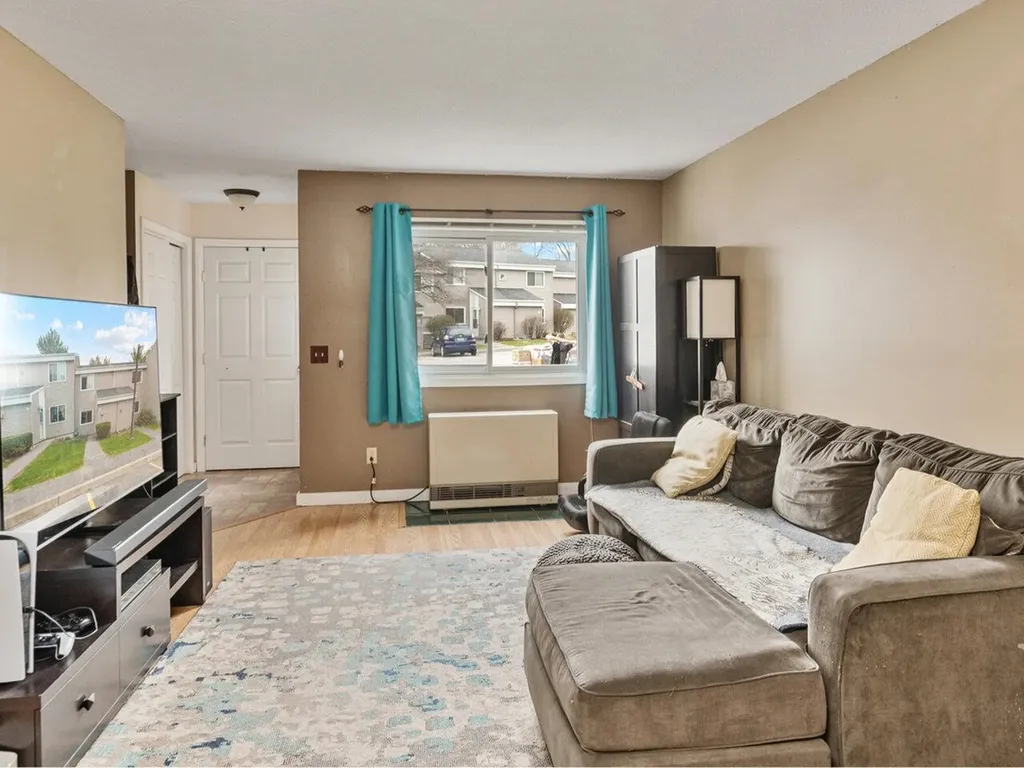 R4 Grandview Drive South Burlington VT 05403